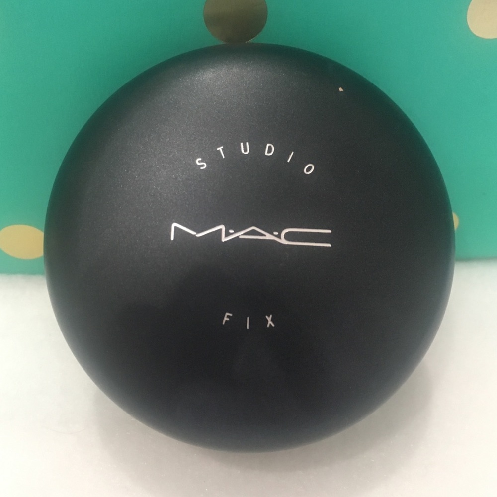 Mac Studio Fix Powder